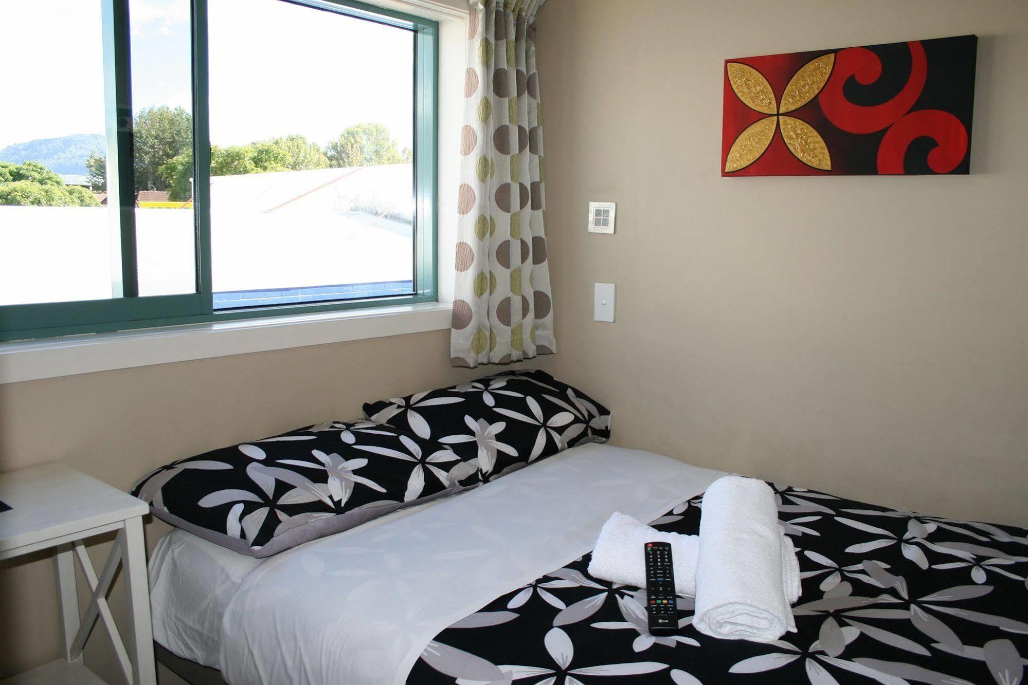 Astray Motel 3*